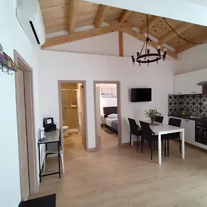 Apartment Marinac, Roč